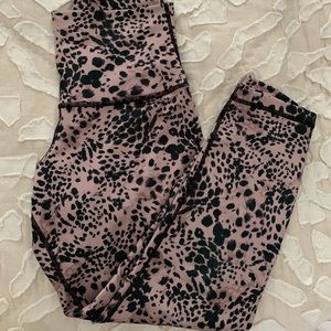 Pure Barre DYI leggings-crop